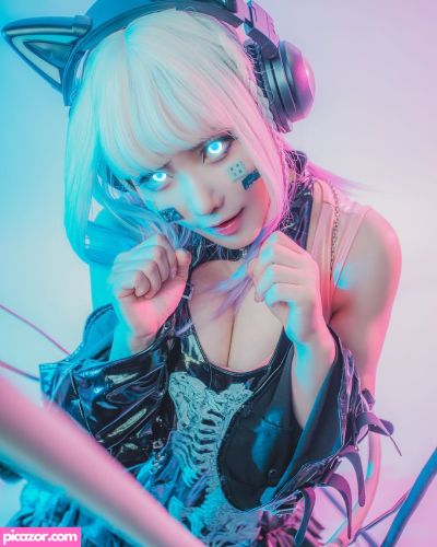 Kaho Shibuya - Image