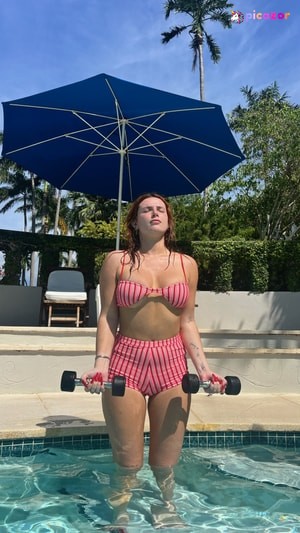 bella-thorne photo #750 photo n 750