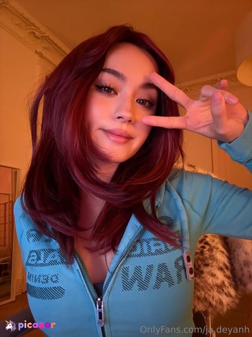JadeyAnh - Image