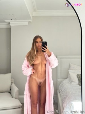 lilydaisyphillips-1 photo #1842 photo n 1842