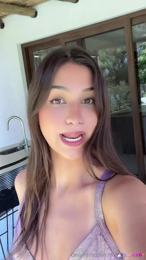 Mikaela Lafuente - Image
