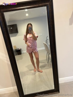 ellie-smart photo #4 photo n 4