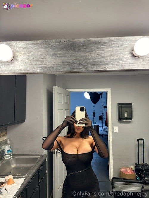 DaphneJoy  - Image