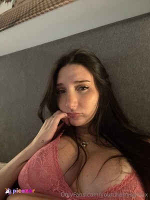 lunaluvx - Thumb