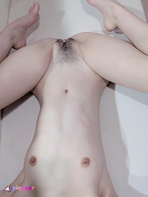 Petitesaki - Thumb