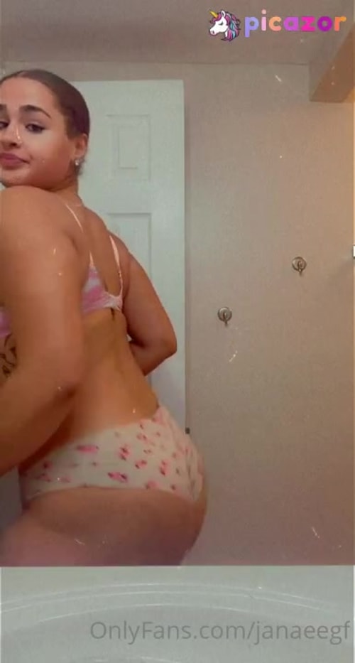 Janae Girard - Image
