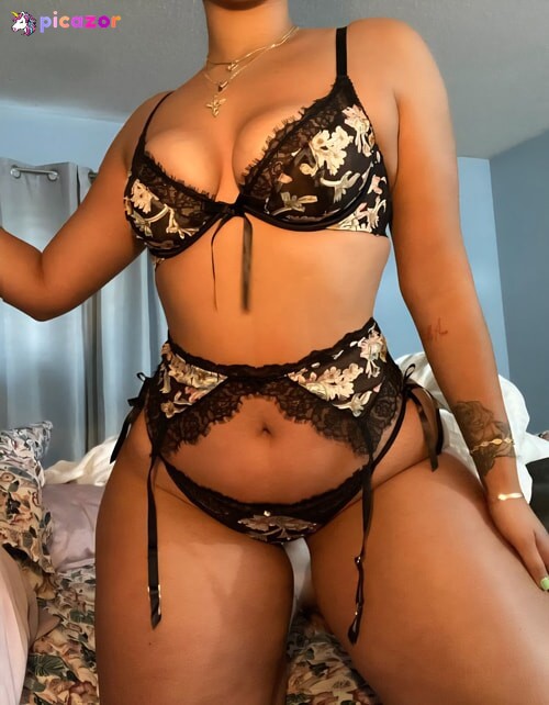 Janae Girard - Image