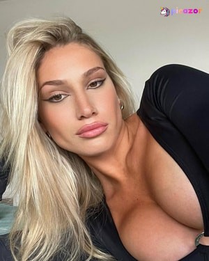 Sofia Solei - Thumb