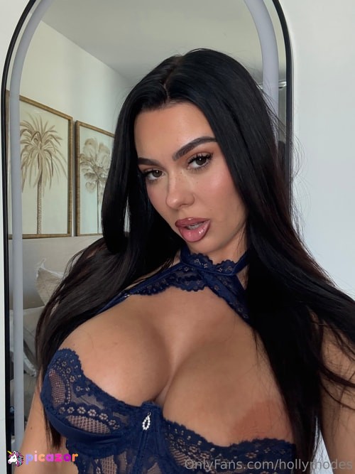 Holly Rhodes - Image