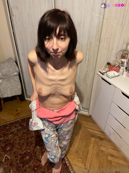julia9255 - Image