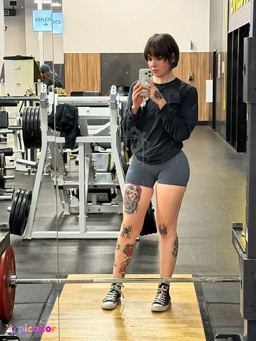 Anisa Jomha - Image