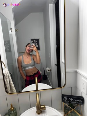Corina_907 N5
