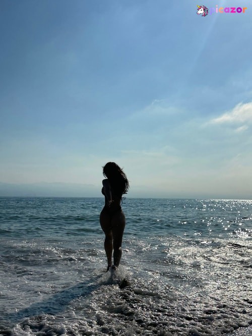 Julia Kelly - Image