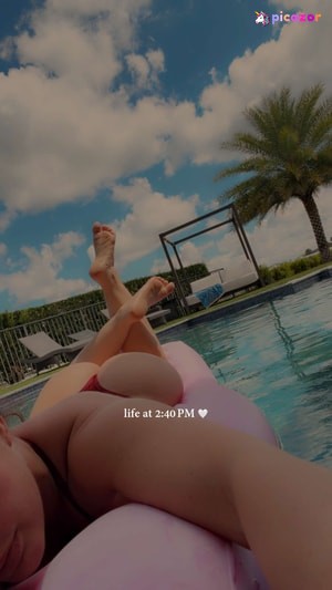 mandy-sacs-1 photo #690 photo n 690