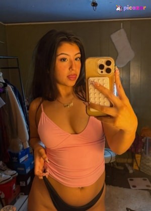 charleneee photo #2 photo n 2