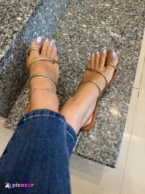 Mia_ly - Thumb