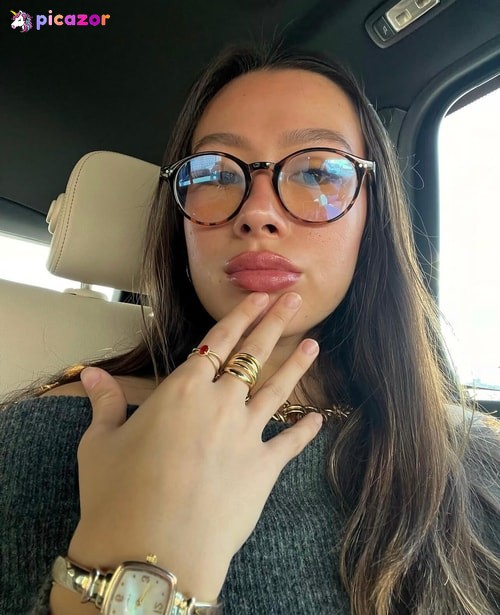 Molly Faye - Image