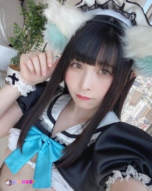 Shione Mizuna - Thumb