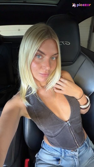 Lia Engel N8