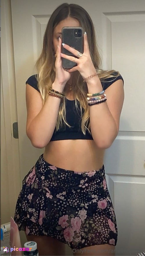 ariellesutton - Image