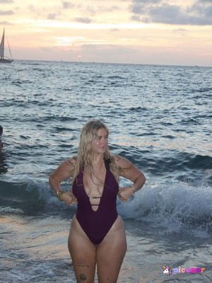 Kayla Rose N1