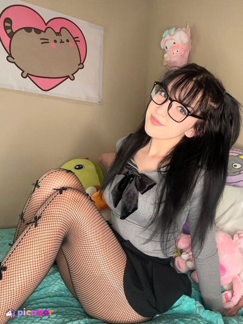 Kat Perez - Image