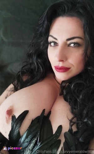 curvyemeraldwitch photo #15 photo n 15