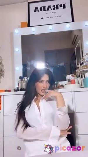 sassy-poonam video #4 photo n 4