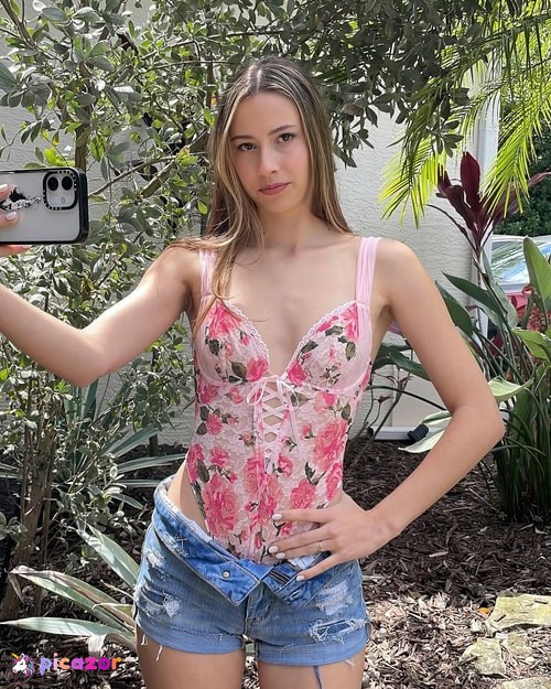 Avaryana Rose - Image