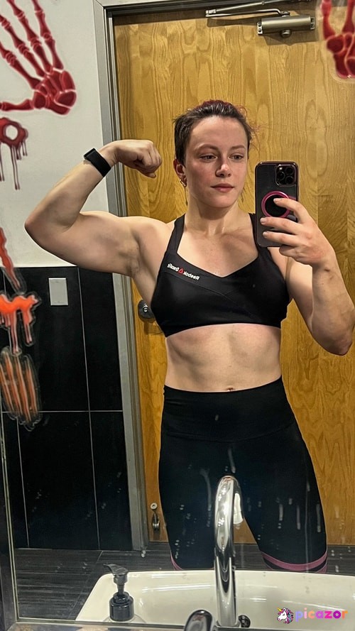 Claire Max - Image