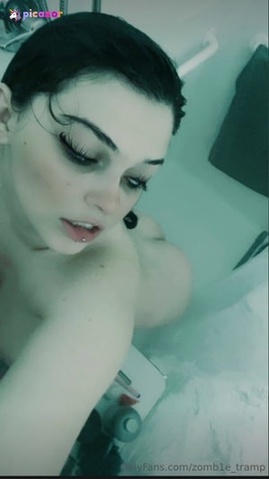 zomb1e_tramp photo #24 photo n 24