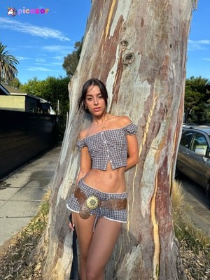 izzybizzyspider-1 photo #276 photo n 276