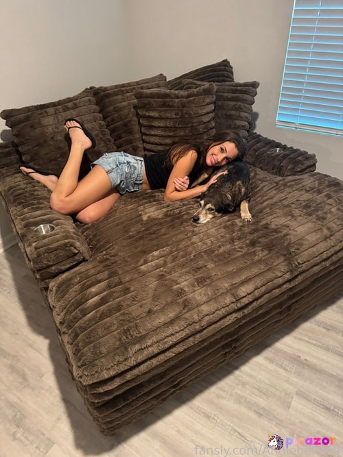 AnnieBella69 - Image