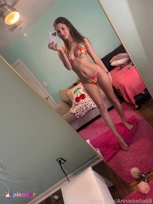 AnnieBella69 - Thumb