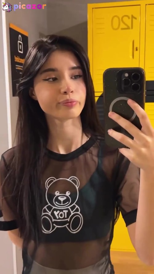 Luisa Valencia - Image