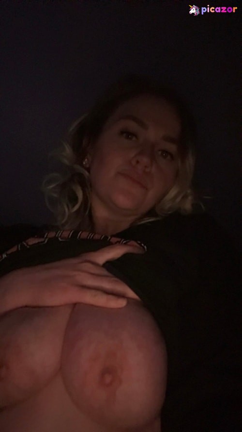 becca_may33 - Image