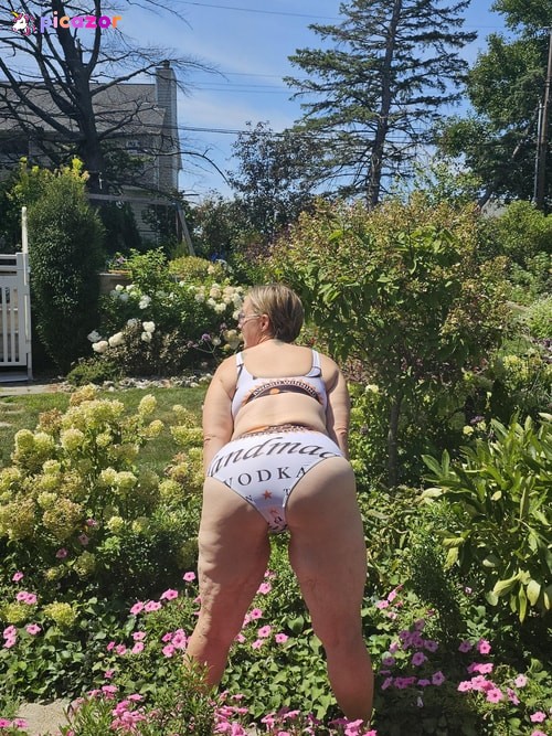 Flora Mae - Image