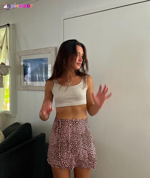 Hannah Meloche - Image