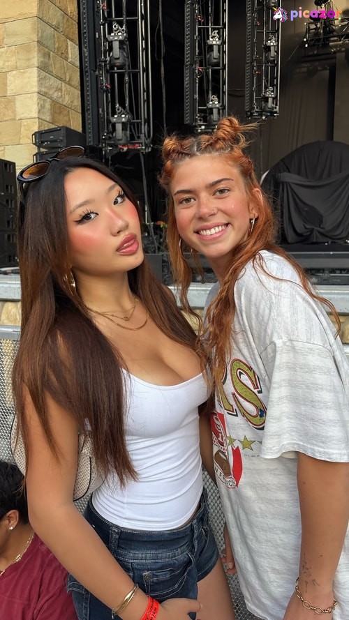 Chloewaang - Image