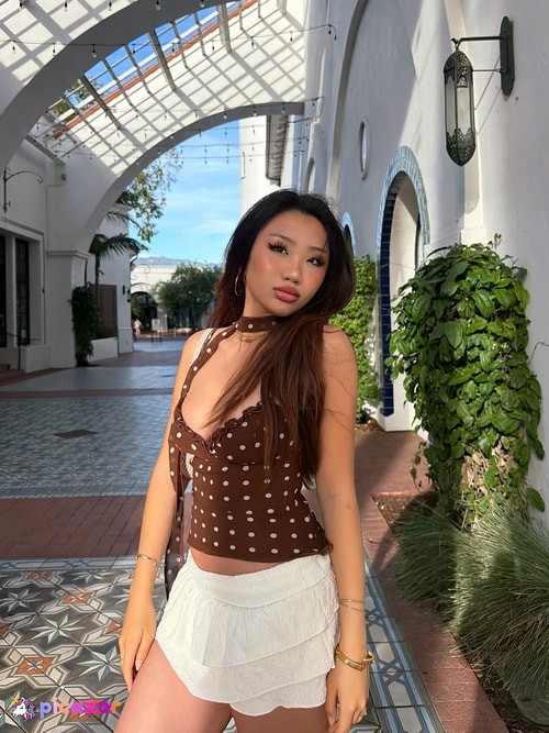 Chloewaang - Image