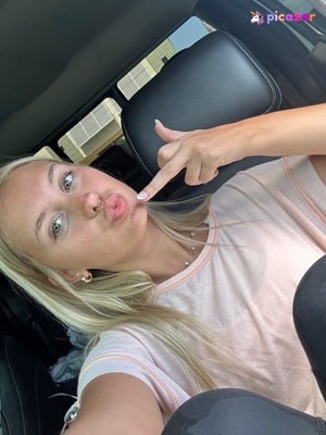 Emilia69 - Thumb