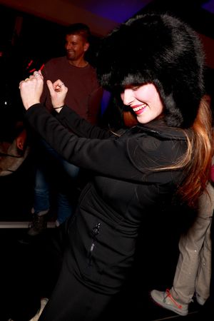 larsen-thompson-1 photo #41 photo n 41
