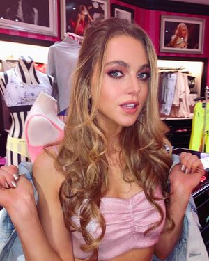 anne-winters-1 photo #25 photo n 25