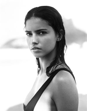 Adriana Lima N10