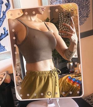 brittany furlan N15