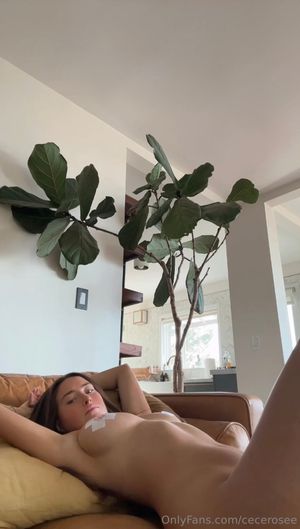 Cecilia Rose - Thumb