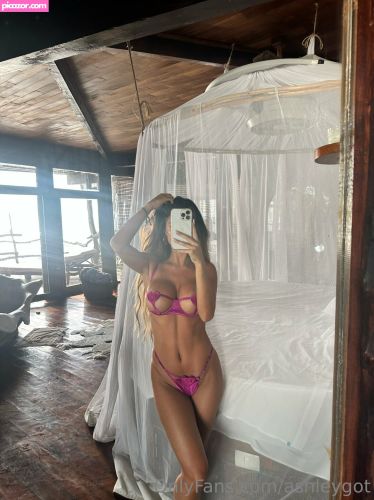 Ashley Gottfredson - Image
