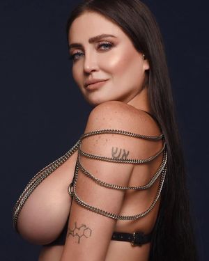 Celia Lora N3