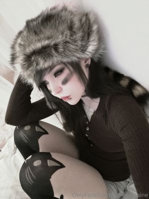 belle-delphine-1 photo #10681 photo n 10681