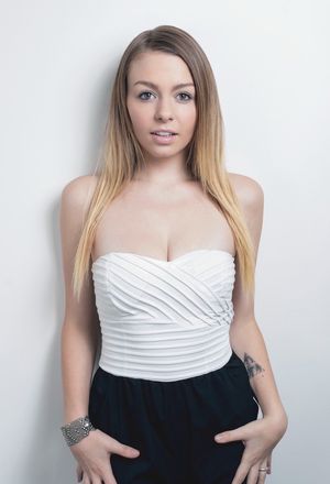 alex-blake-1 photo #404 photo n 404
